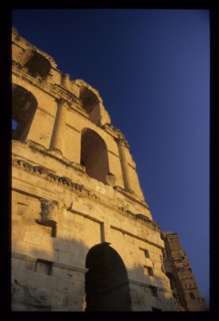 Tunisie_Mars_1998_066_Amphi_El_Jem.jpg